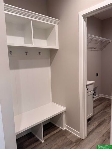 8707 N 177th Street, Bennington, NE 68007