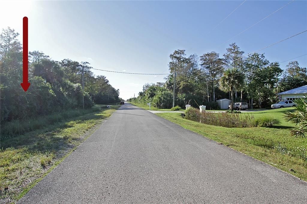 37th Ave NE, NAPLES, FL 34120 — photo 5