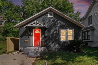 702 Fenimore Drive, Kalamazoo Twp, MI 49048