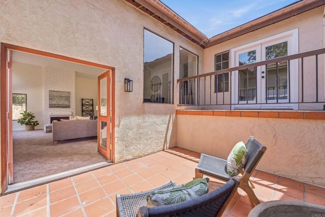2090 Avenida de Aquacate, Escondido, CA 92026