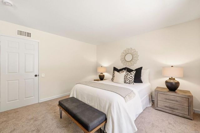 2090 Avenida de Aquacate, Escondido, CA 92026