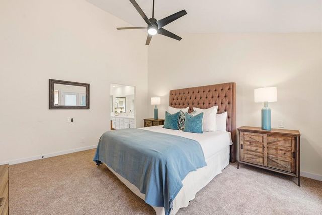 2090 Avenida de Aquacate, Escondido, CA 92026