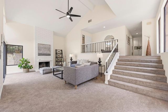 2090 Avenida de Aquacate, Escondido, CA 92026