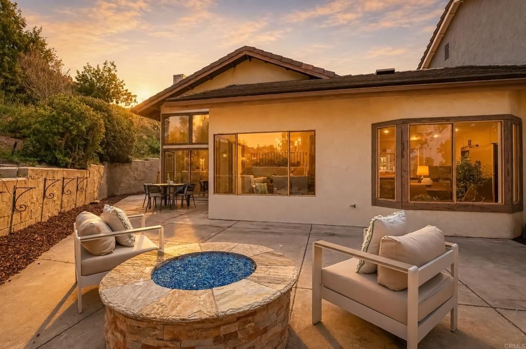 2090 Avenida de Aquacate, Escondido, CA 92026