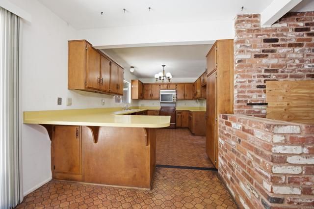 2765 Tokalon Street, San Diego, CA 92110