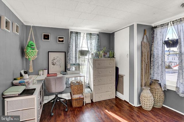 212 CHESTNUT ST, Mount Holly Springs, PA 17065