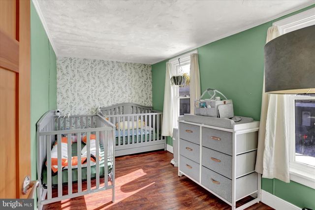 212 CHESTNUT ST, Mount Holly Springs, PA 17065