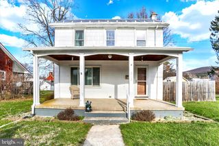 212 CHESTNUT ST, Mount Holly Springs, PA 17065