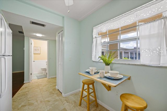 10280 IMPERIAL POINT DRIVE W 21, Largo, FL 33774