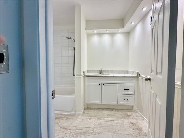 10280 IMPERIAL POINT DRIVE W 21, Largo, FL 33774