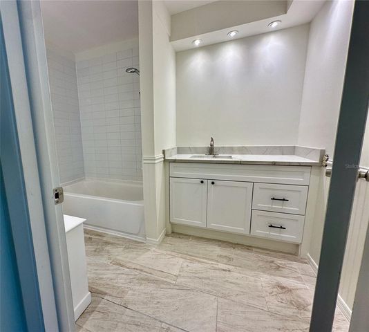 10280 IMPERIAL POINT DRIVE W 21, Largo, FL 33774