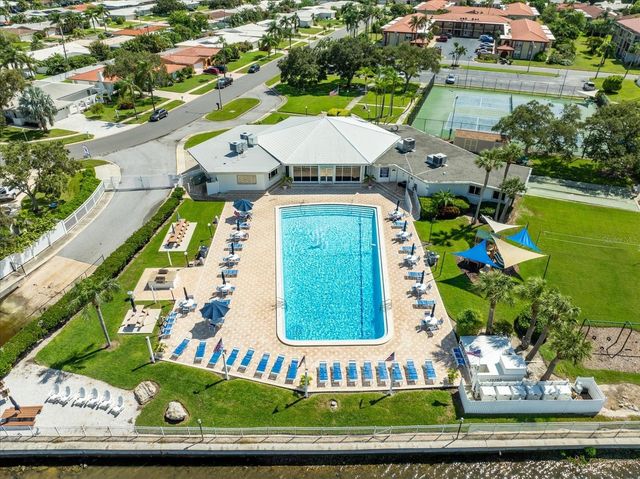 10280 IMPERIAL POINT DRIVE W 21, Largo, FL 33774