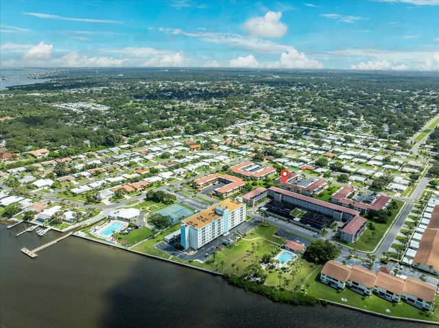 10280 IMPERIAL POINT DRIVE W 21, Largo, FL 33774