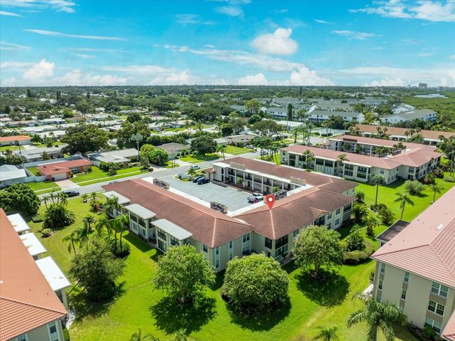 10280 IMPERIAL POINT DRIVE W 21, Largo, FL 33774