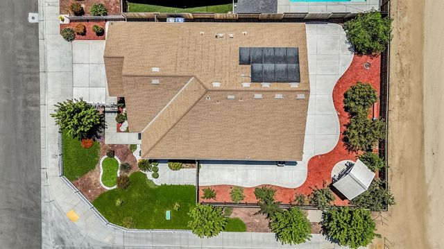 1400 Shoreline Drive, Madera, CA 93637