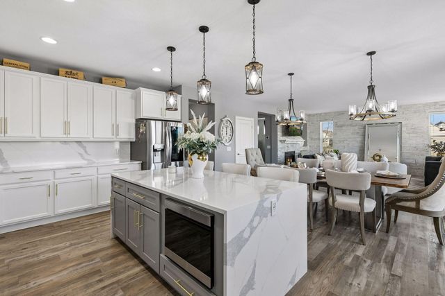 17422 Gerdine Path, Lakeville, MN 55044