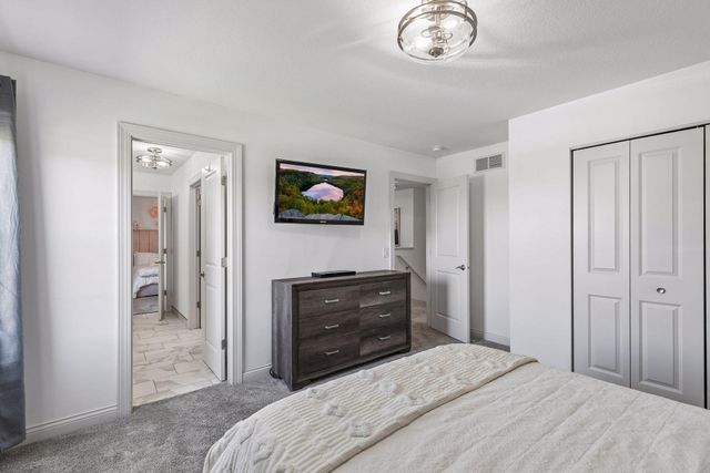 17422 Gerdine Path, Lakeville, MN 55044