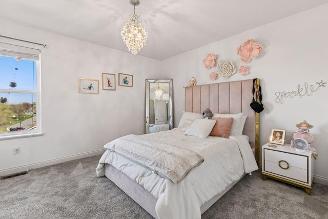 17422 Gerdine Path, Lakeville, MN 55044