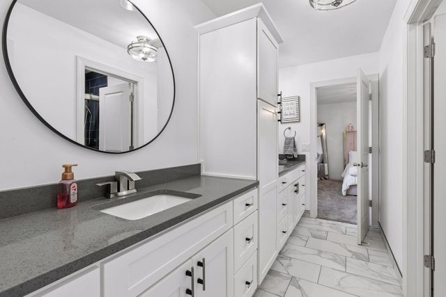 17422 Gerdine Path, Lakeville, MN 55044