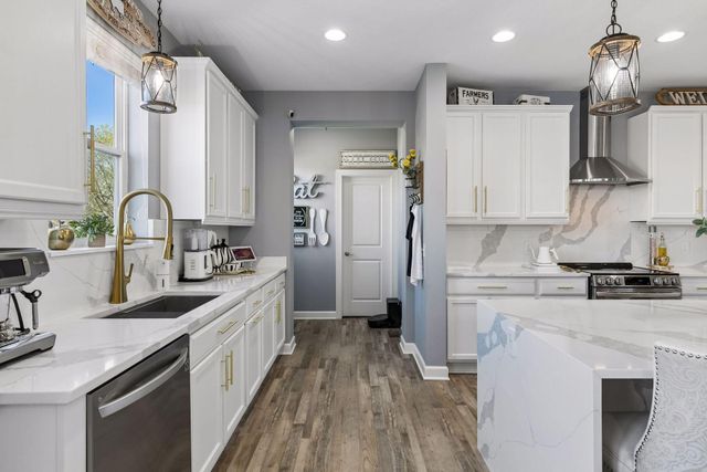 17422 Gerdine Path, Lakeville, MN 55044