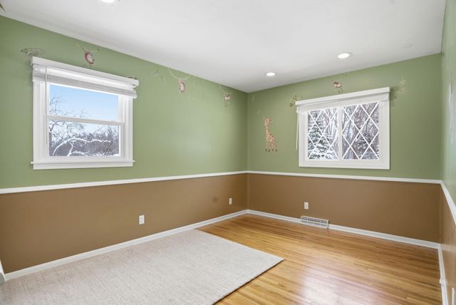 1107 Welcome Avenue N, Golden Valley, MN 55422