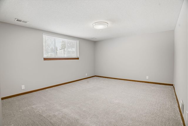 1107 Welcome Avenue N, Golden Valley, MN 55422