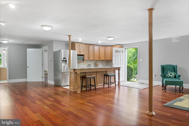 916 UPPER PINDELL RD, Lothian, MD 20711