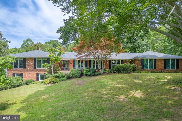 916 UPPER PINDELL RD, Lothian, MD 20711