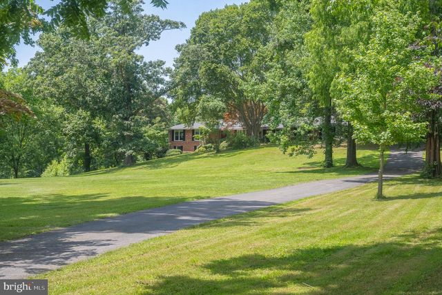 916 UPPER PINDELL RD, Lothian, MD 20711