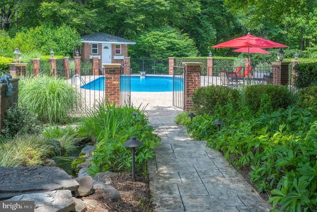 916 UPPER PINDELL RD, Lothian, MD 20711