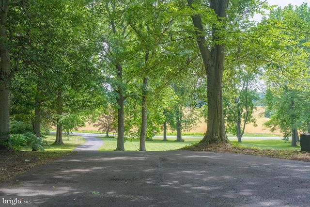 916 UPPER PINDELL RD, Lothian, MD 20711