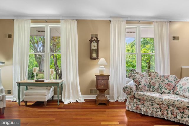 916 UPPER PINDELL RD, Lothian, MD 20711