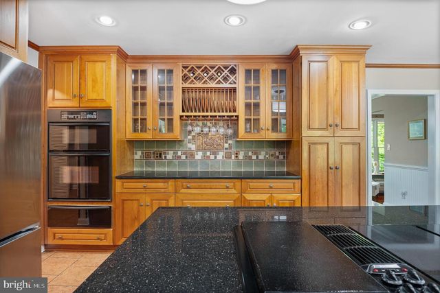 916 UPPER PINDELL RD, Lothian, MD 20711