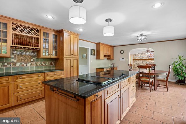 916 UPPER PINDELL RD, Lothian, MD 20711