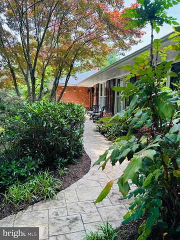 916 UPPER PINDELL RD, Lothian, MD 20711