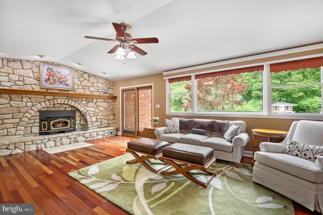 916 UPPER PINDELL RD, Lothian, MD 20711