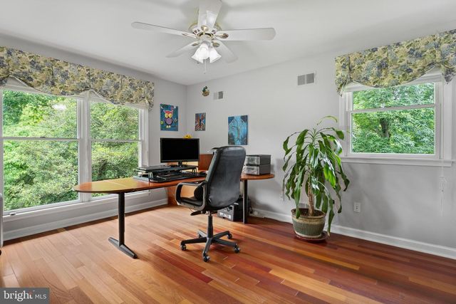 916 UPPER PINDELL RD, Lothian, MD 20711