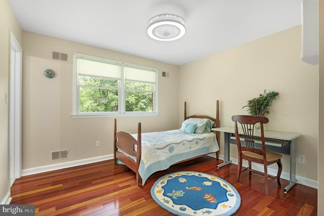 916 UPPER PINDELL RD, Lothian, MD 20711