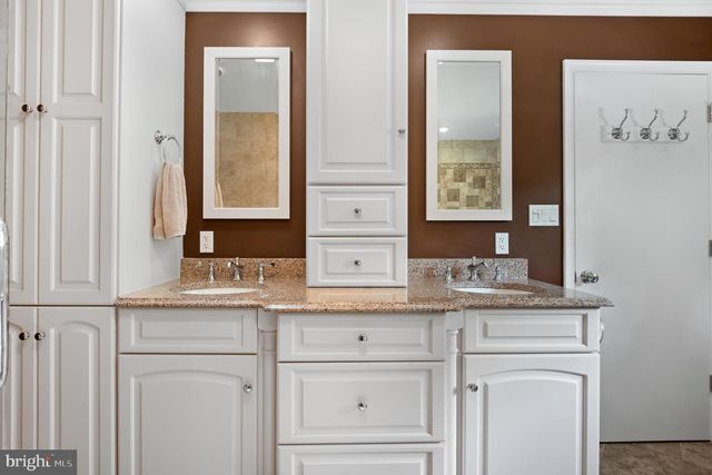 916 UPPER PINDELL RD, Lothian, MD 20711