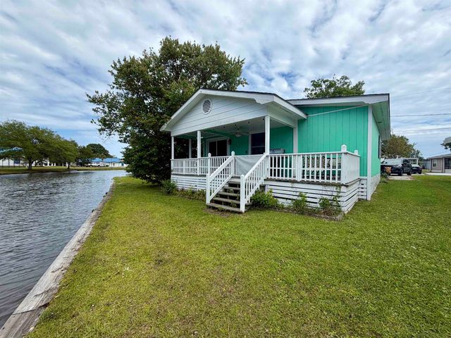 276 Flamingo Ct., Surfside Beach, SC 29575
