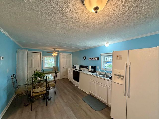 276 Flamingo Ct., Surfside Beach, SC 29575
