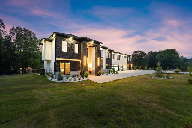 1336 Azalea Drive, Lawrenceville, GA 30043