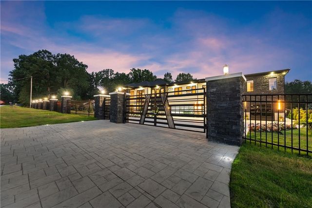 1336 Azalea Drive, Lawrenceville, GA 30043