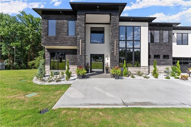 1336 Azalea Drive, Lawrenceville, GA 30043