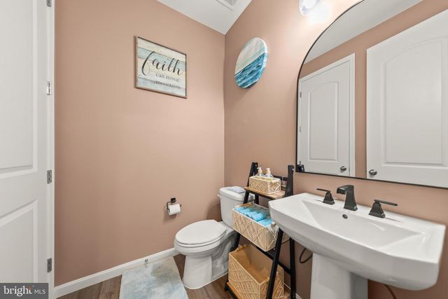 124 LENORE, Winchester, VA 22602