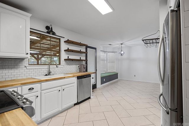 3712 Hazelwood Drive, Benton, AR 72015