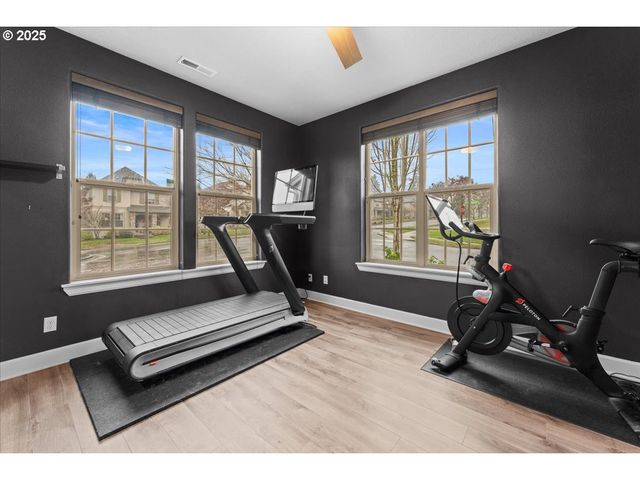 10911 Sw BARBER St, Wilsonville, OR 97070