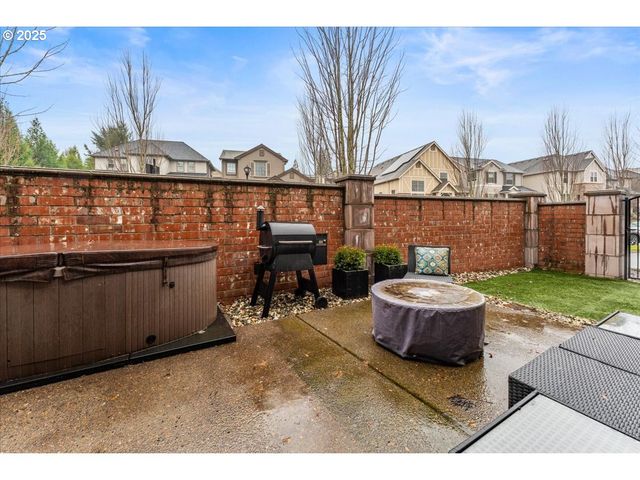 10911 Sw BARBER St, Wilsonville, OR 97070