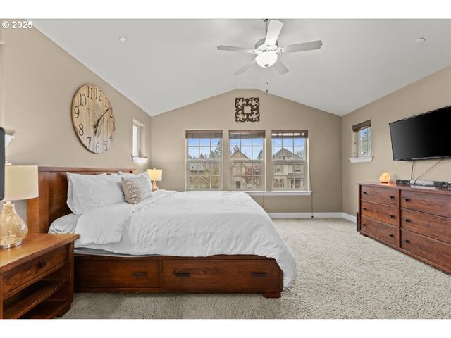 10911 Sw BARBER St, Wilsonville, OR 97070