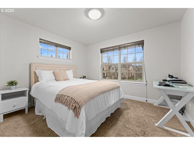 10911 Sw BARBER St, Wilsonville, OR 97070